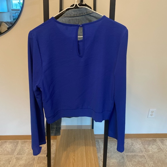 Blue blouse - Picture 2 of 2